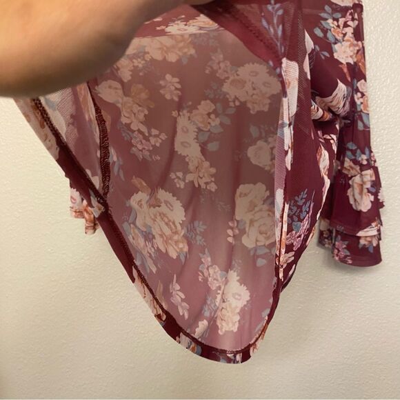 No Boundaries burgundy red Floral Mesh bell Ruffle Sleeve Blouse sheer whimsy M - Picture 7 of 8